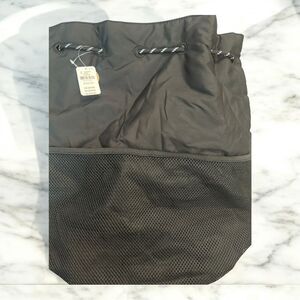 Black Drawstring Men's Bag